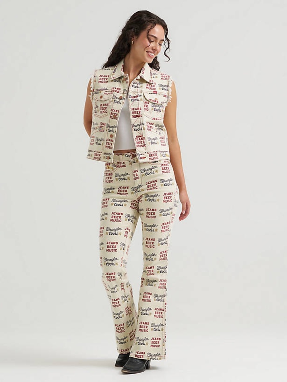 Wrangler x Coors Jeans - Picture 2 of 10